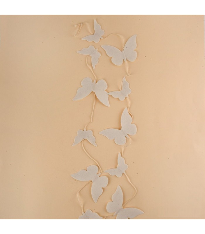 Guirnalda decorativa de mariposas